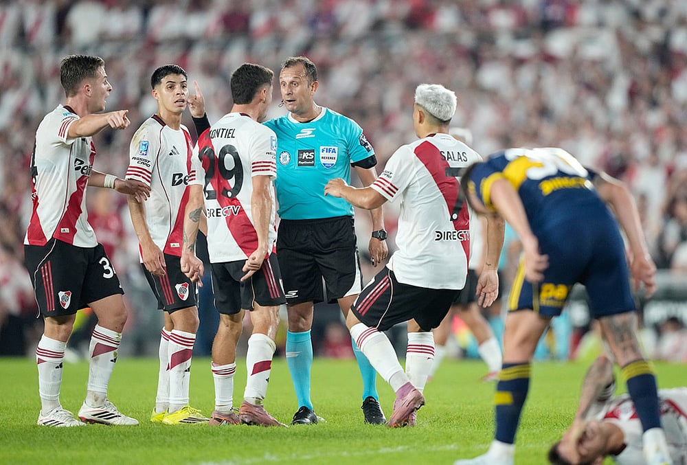 River Plate vs Boca Juniors Argentine league soccer fans-