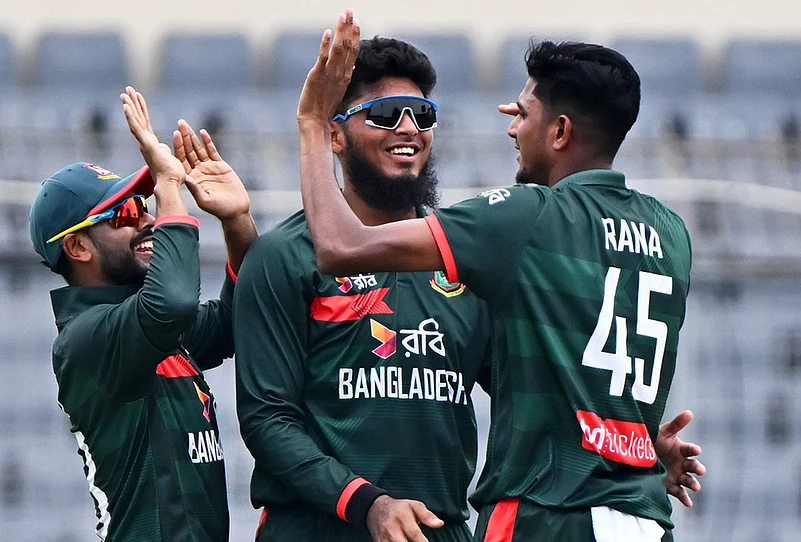 Bangladesh vs New Zealand 2nd ODI cricket-Bangladeshs Nahid Rana
