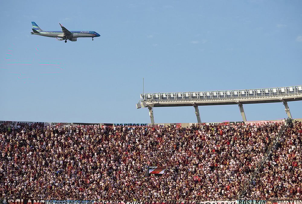 River Plate vs Boca Juniors Argentine soccer league Primera Division-Leandro Paredes