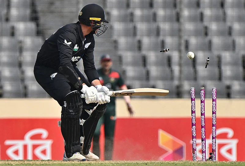 Bangladesh vs New Zealand 2nd ODI cricket-Jayden Lennox