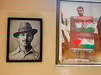 In The Shadow Of A Shaheed: Delhi Marks Palestinian Prisoners’ Day Fozia Yasin :
On Monday, the Embassy of the State of Palestine in New Delhi hosted a solidarity meet on the eve of Palestinian Prisoners’ Day.