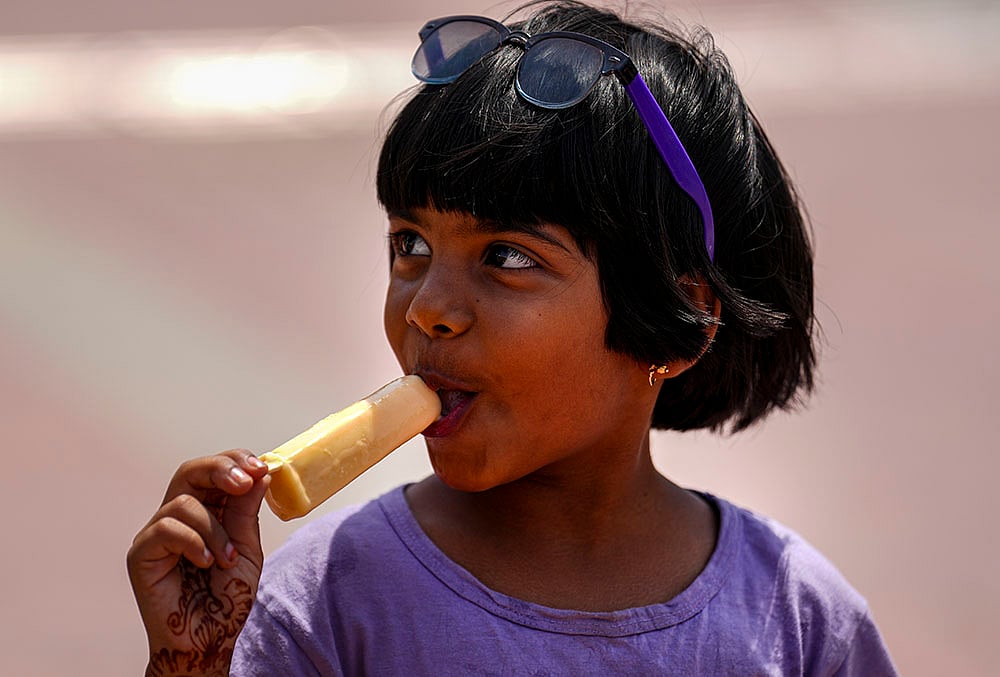 Weather: Hot day in Delhi