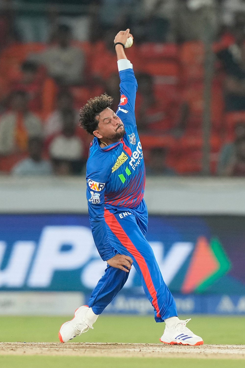 SRH vs DC IPL 2026 match 31 photos-Kuldeep Yadav 