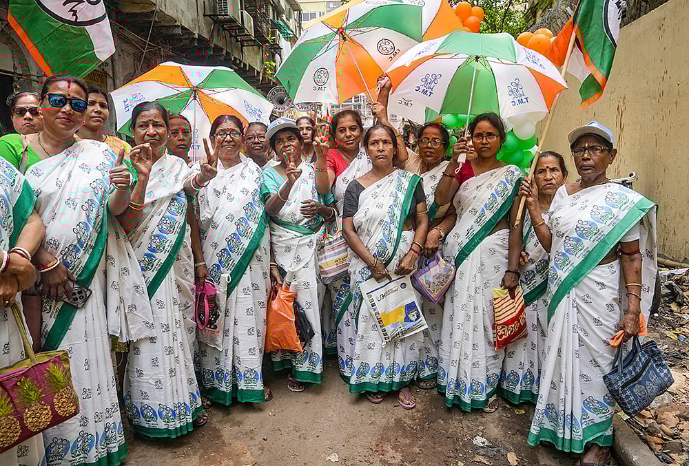 WB polls: Vijay Upadhyay campaigns