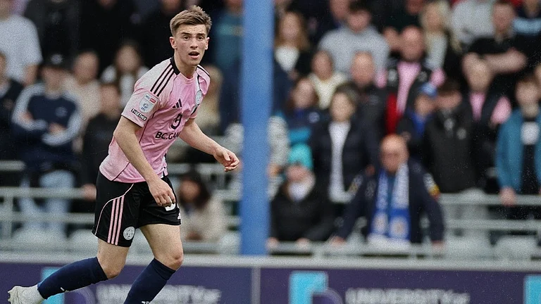 Leicester City's Luke Thomas in action during the EFL Championship match against Portsmouth on April 18, 2026. - | Photo: Instagram/lcfc
