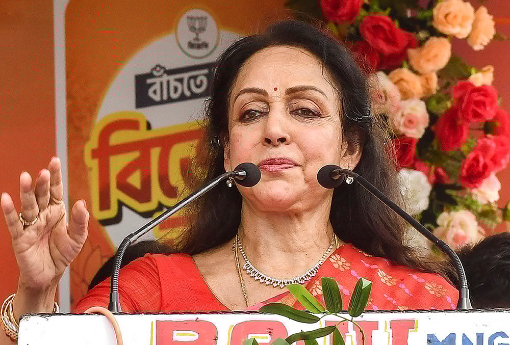 WB polls: Hema Malini campaigns in Jalpaiguri