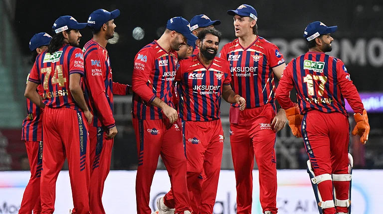 Lucknow Super Giants' Mohammed Shami, third right, facing the camera, celebrates with teammates the wicket of Rajasthan Royals’ Dhruv Jurel during the Indian Premier League cricket match between Lucknow Super Giants and Rajasthan Royals in Lucknow, India, Wednesday, April 22, 2026 - (AP Photo)