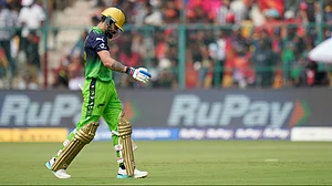 | Photo: AP/Aijaz Rahi : Royal Challengers Bengaluru's Virat Kohli walks off the filed after losing his wicket during the Indian Premier League cricket match between Royal Challengers Bengaluru and Delhi Capitals in Bengaluru, India, Saturday, April 18, 2026.