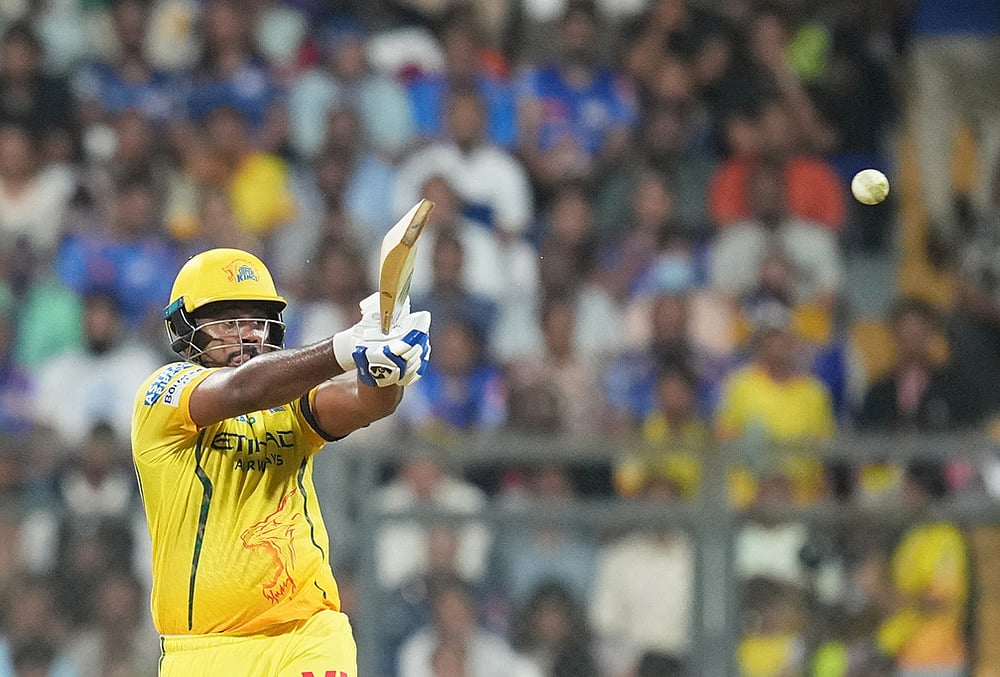 Chennai Super Kings' Sanju Samson plays a shot during the Indian Premier League cricket match between Mumbai Indians and Chennai Super Kings in Mumbai. - | Photo: AP/Rafiq Maqbool