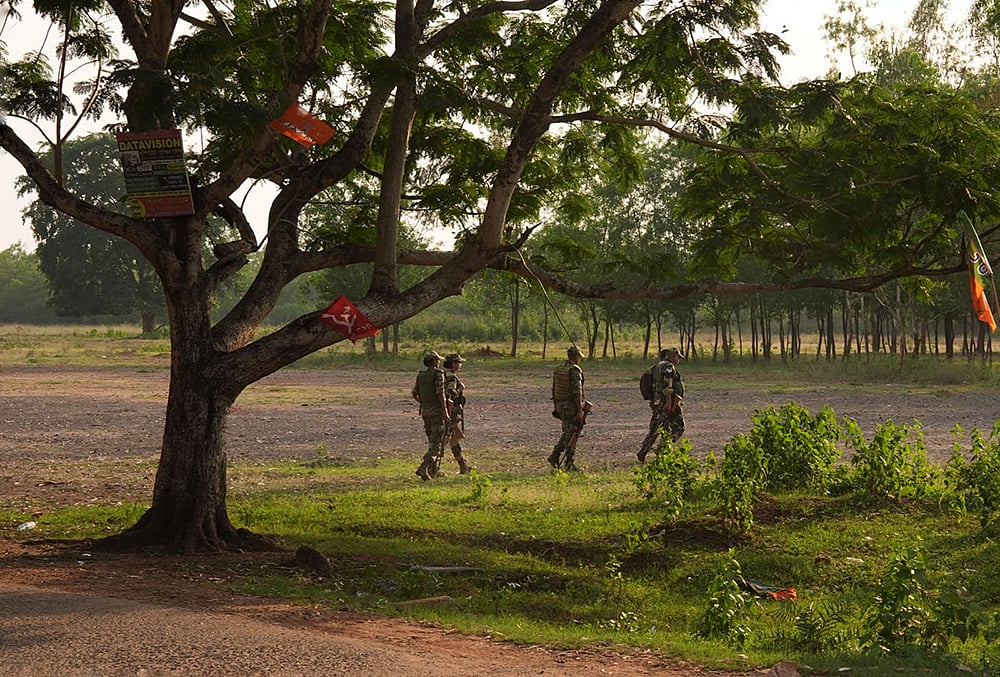 Security Personnel Bengal Photos