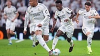 | Photo: AP/Manu Fernandez : Real Madrid's Vinicius Junior, center, in action during a La Liga soccer match between Real Madrid and Alaves in Madrid, Spain, Tuesday, April 21, 2026. 