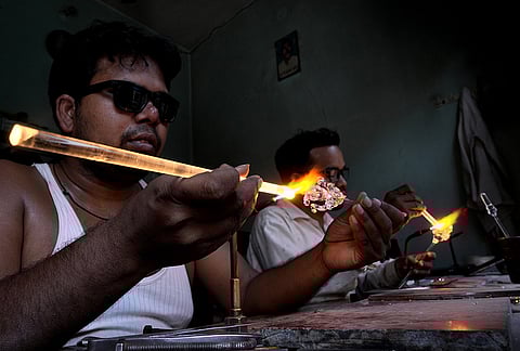 Firozabad manufactures 1,500 tonnes of glass bangles per day, providing direct and indirect employment to an estimated five-seven lakh people, supporting the lives of over 50,000 families