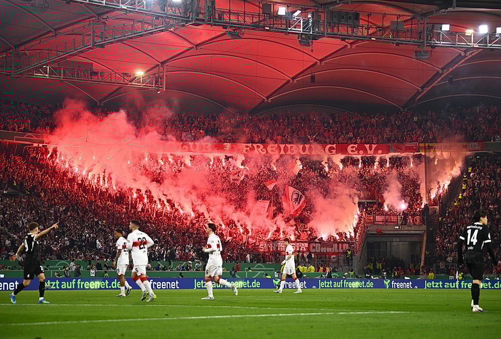 Stuttgart vs Freiburg DFB-Pokal German Cup semifinal match-Freiburg fans