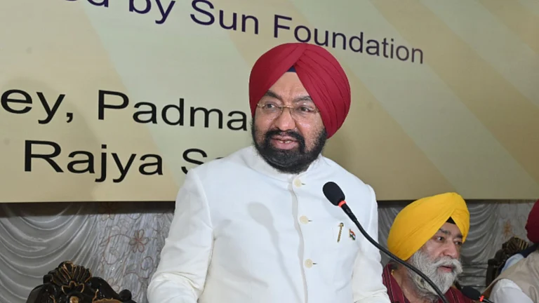 Vikramjit Singh Sahney Signals Shift Toward BJP Amid Punjab Political Churn - null