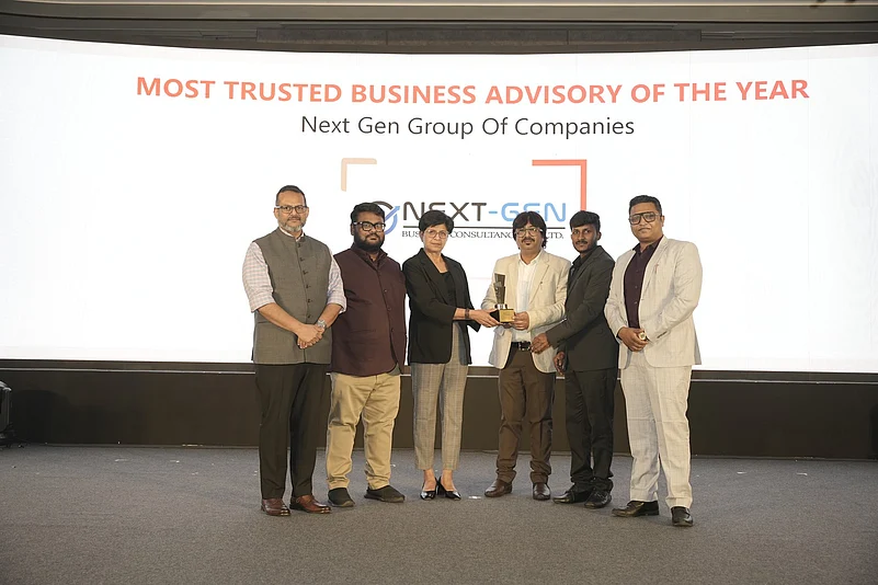 Next Gen Group receiving Business Advisory award