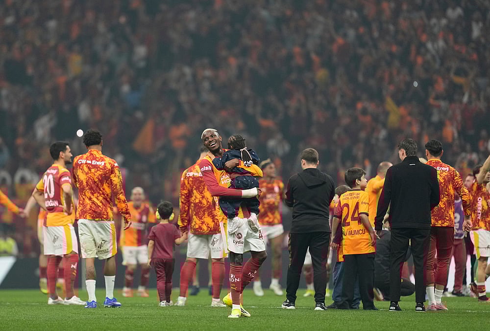 Galatasaray vs Fenerbahce Turkey Super Lig Soccer-