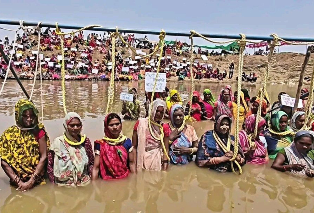Ken-Betwa River-Linking Project Sparks A Torrent Of Dissent As Adivasis, Farmers Protest Ken-Betwa link project protest in Chhatarpur, Madhya Pradesh.