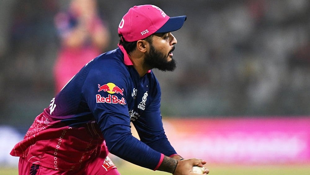 Rajasthan Royals' captain Riyan Parag takes the catch to dismiss Lucknow Super Giants' Mitchell Marsh during the Indian Premier League cricket match between Lucknow Super Giants and Rajasthan Royals in Lucknow. - | Photo: AP