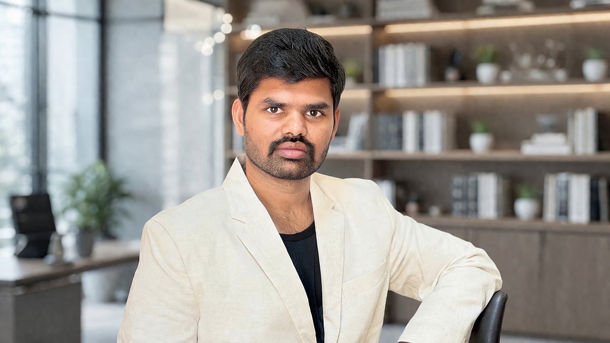 Ajay Devineni - null