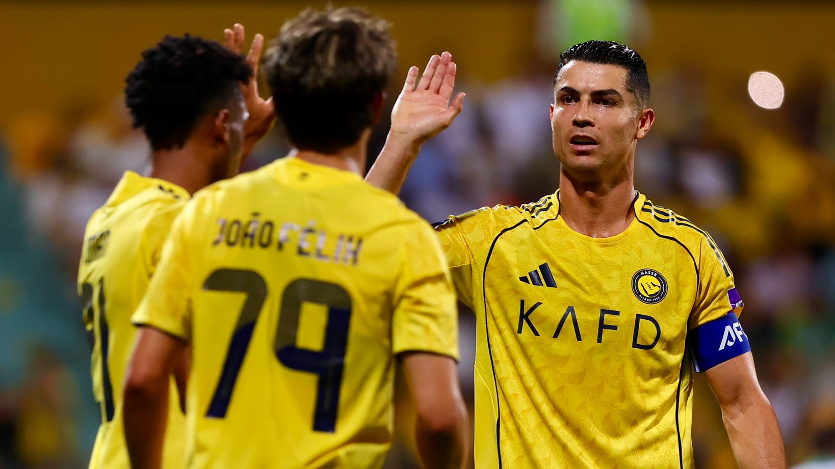 Cristiano/X : Cristiano Ronaldo in action with Al-Nassr teammates in Saudi Pro League 2025-26