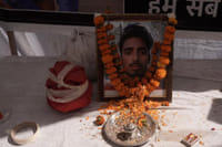 A Birthday Party And A Funeral: Did Anti-Bihar Bias Lead To Pandav Kumar’s Killing? | Photo: Tribhuvan Tiwari : Pandav Kumar, a delivery agent and the sole breadwinner of a family of four, was shot dead by a Delhi Police personnel in Jafarpur Kalan on Sunday night. The officer allegedly shot the 22-year-old at point-blank range; the bullet passed through him and struck Krishn, who was riding pillion.