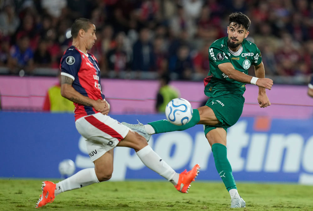 Cerre Porteno Vs Palmeiras Copa Libertadores-Matias Perez