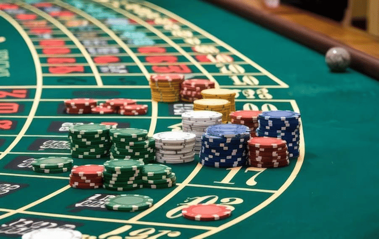 บทบาทของแพลตฟอร์มต่างประเทศในการเติบโตของการพนันออนไลน์ในประเทศไทย