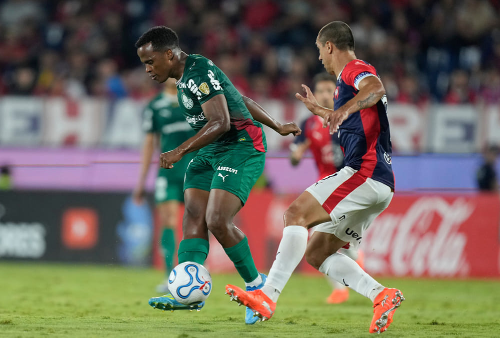 Cerre Porteno Vs Palmeiras Copa Libertadores-Jhon Arias 