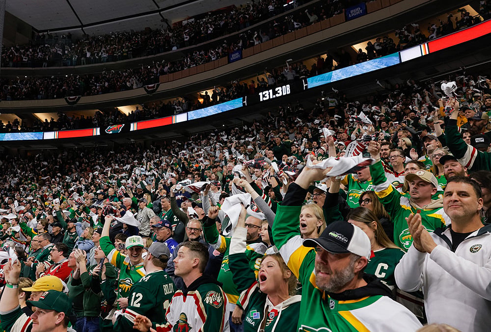 Minnesota Wild Vs Dallas Stars NHL Playoffs-Minnesota Wild fans 