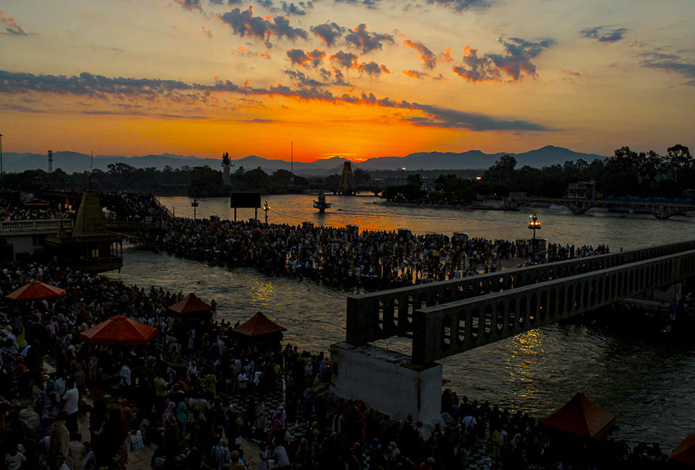 Sunrise at Har Ki Pauri