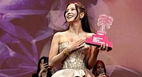 X : Jisoo with Canneseries award
