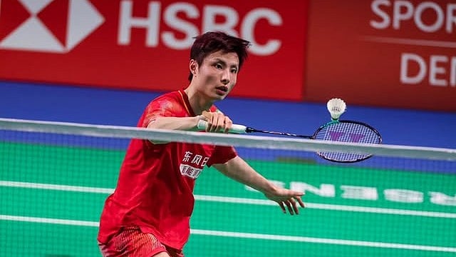 Chinese shuttler Shi Yu Qi in action against Christo Popov in China vs France Thomas Cup 2026 final.  - badmintonasia.official/Instagram