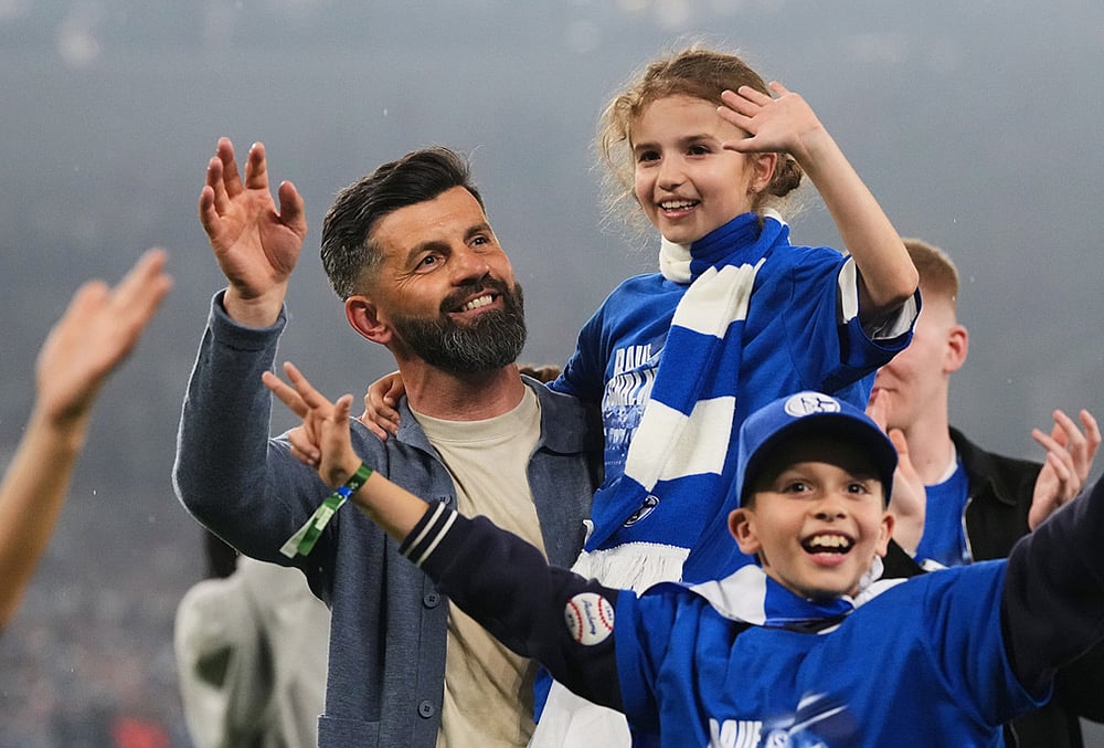 Schalke Vs Fortuna Dusseldorf Bundesliga 2 soccer-Miron Muslic