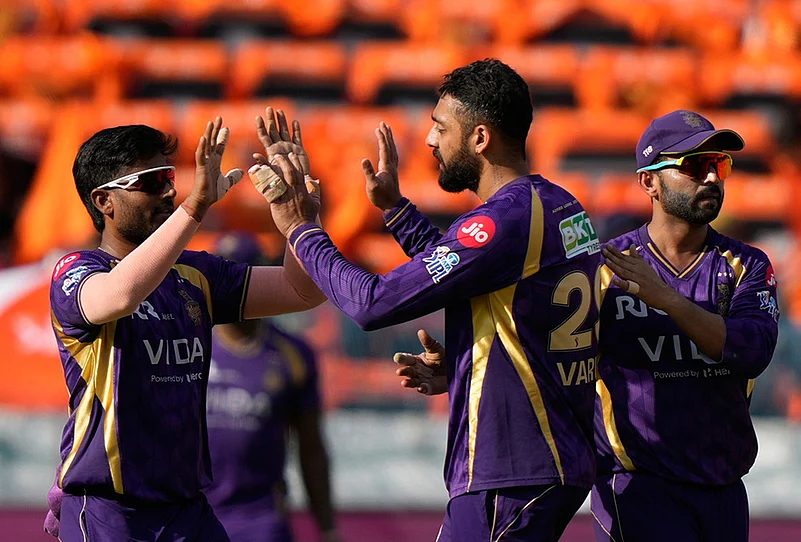 SRH Vs KKR IPL 2026 match 45 t20 cricket-Varun Chakaravarthy