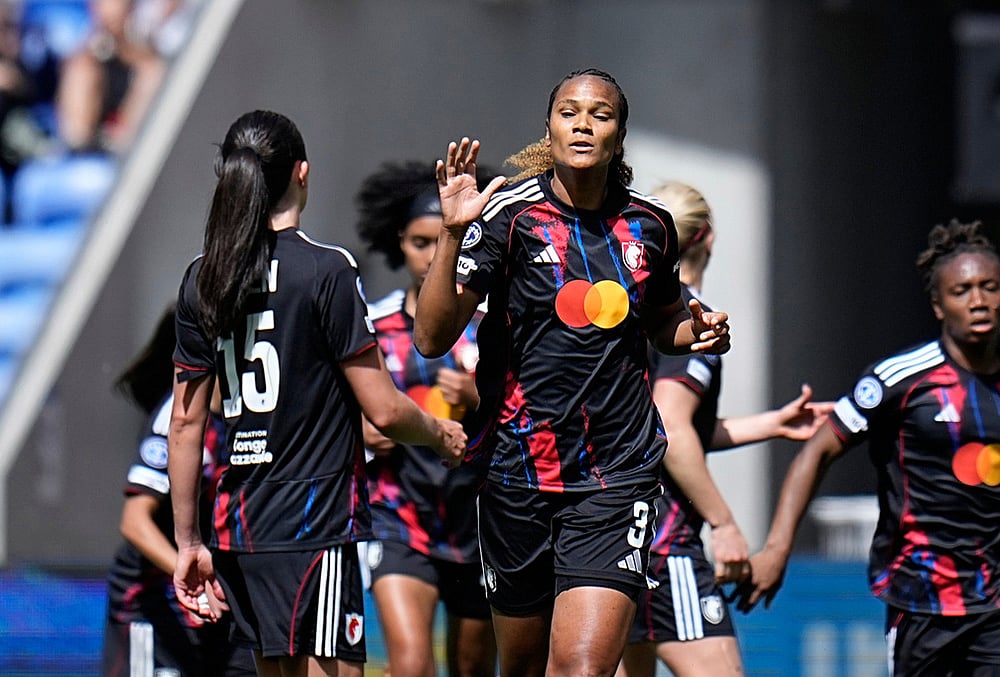 OL Lyonnes vs Arsenal Womens Champions League Soccer-Lyonnes Wendie Renard