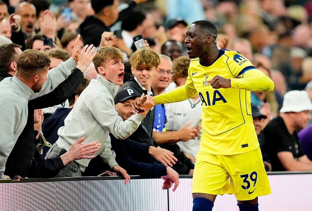 Aston Villa vs Tottenham Hotspur Premier League soccer-Randal Kolo Muani