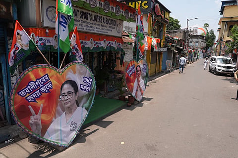 Deserted view In front of Mamata's house in Kolkata