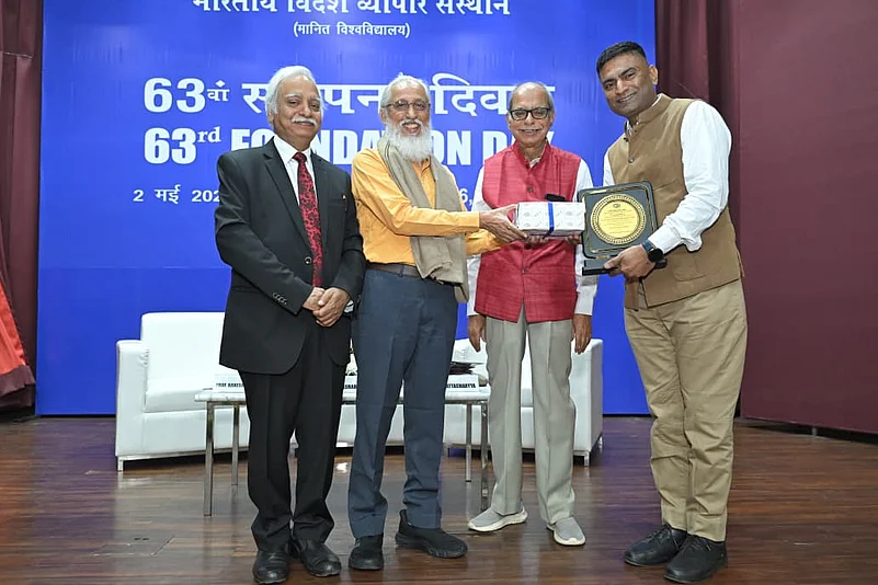 IIFT leadership and members celebrating foundation day