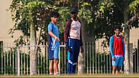 Bibiano Fernandes Interview | ‘We Will Not Be Defending’: India To Push For World Cup Spot At AFC U-17 Asian Cup 2026 | Photo: AIFF : India U-17 head coach Bibiano Fernandes with the players ahead of the AFC U-17 Asian Cup 2026 campaign.