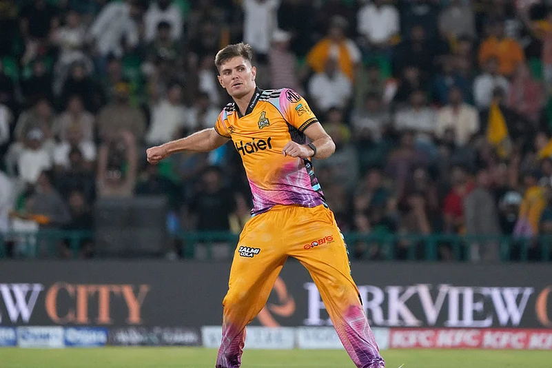 Aaron Hardie Pakistan Super League
