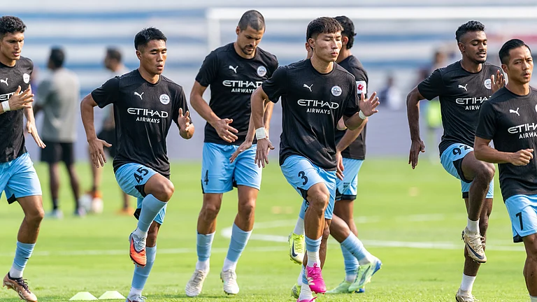 Mumbai City FC players train ahead of their Indian Super League encounter with East Bengal. - Photo: AIFF