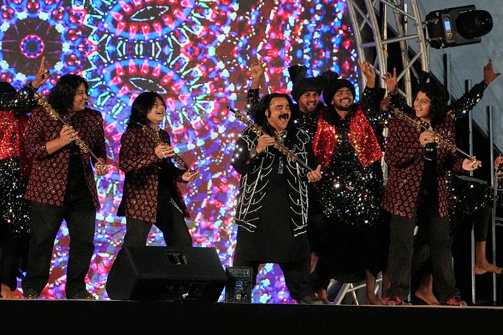 Pakistans folk singer Arif Lohar PSL
