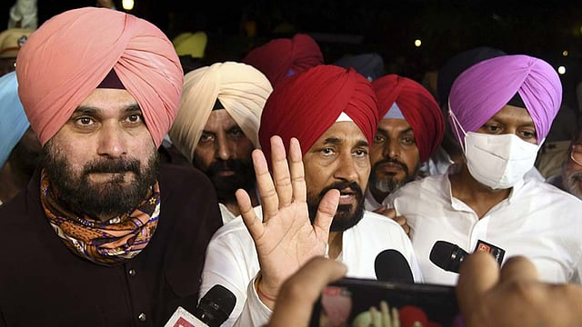 Bhagwant Mann Ridicules Sidhu For Questioning AAP's Survey