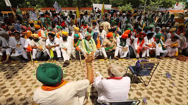 Farmers Protest At Delhi's Jantar Mantar