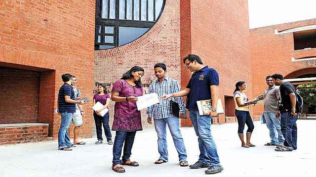 Mumbai: Two Held for Issuing Bogus Certificates Of Pvt Varsities