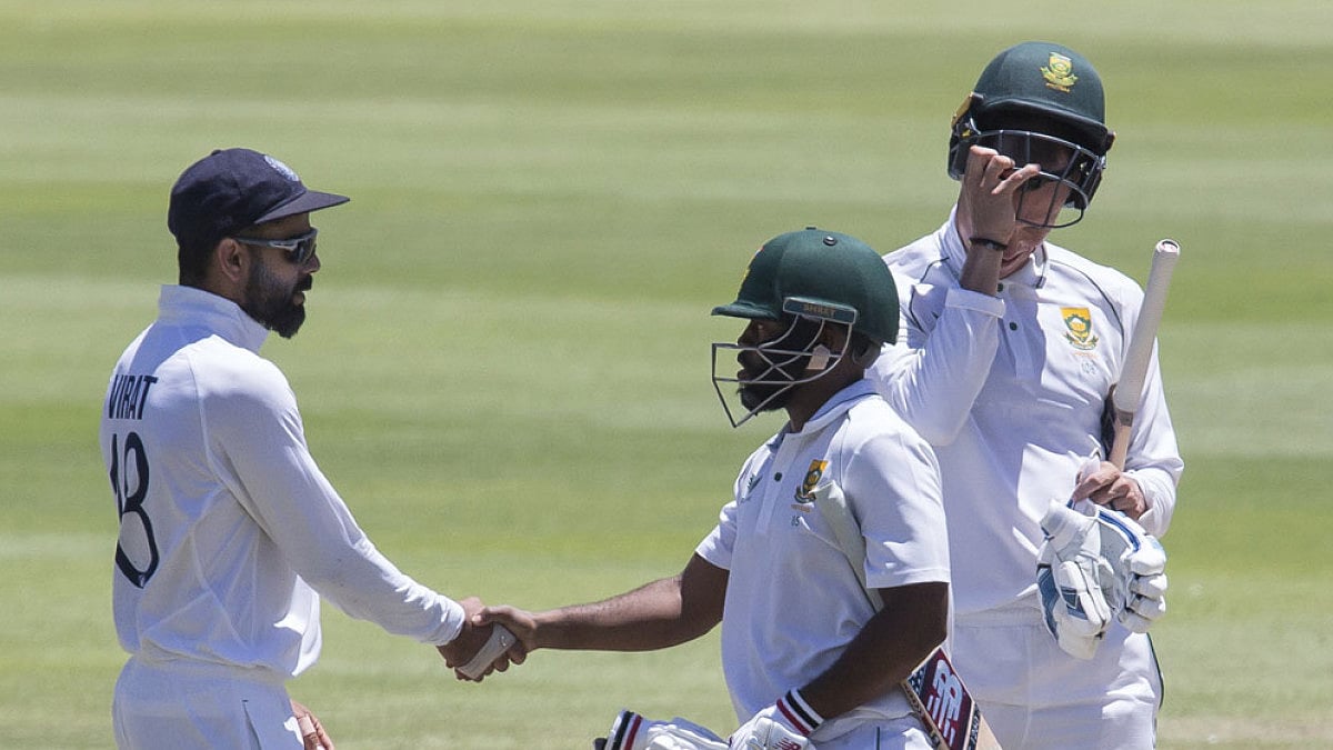 Virat Kohli congratulates Temba Bavuma.