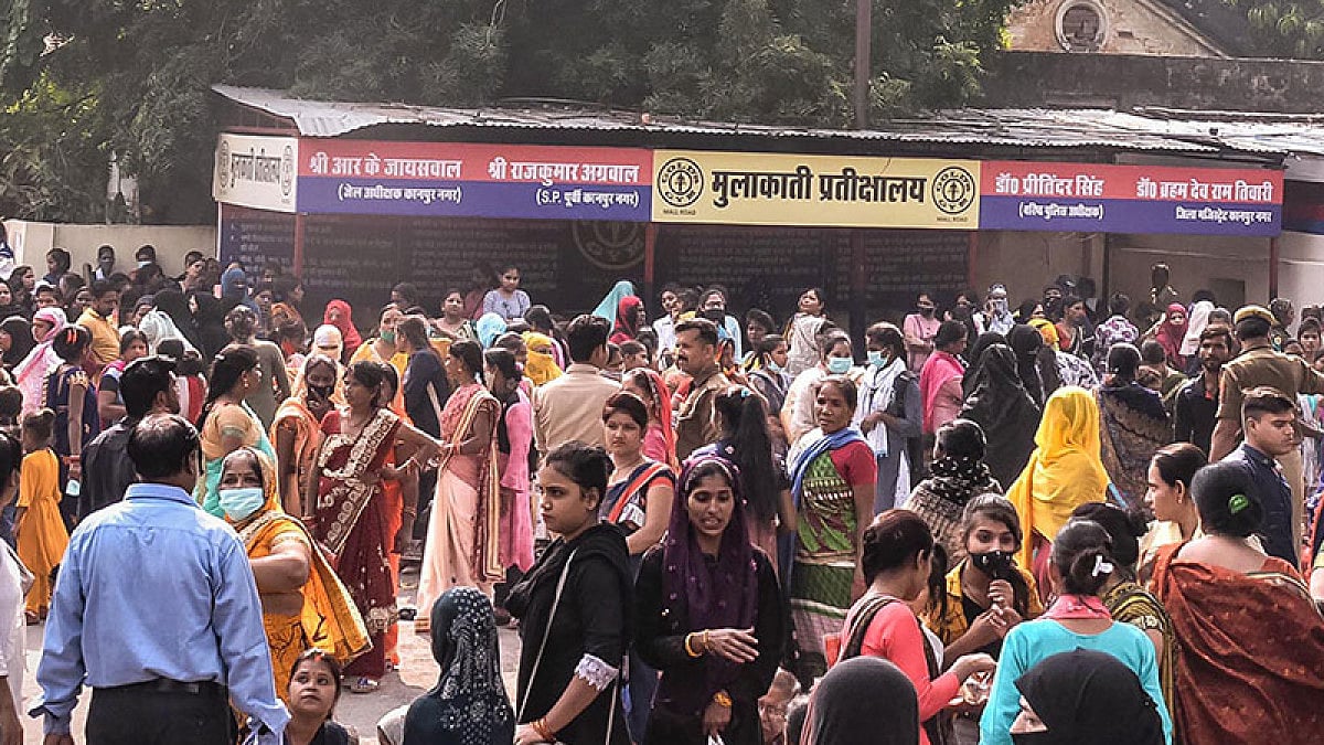 The state jail department has banned prison visits.