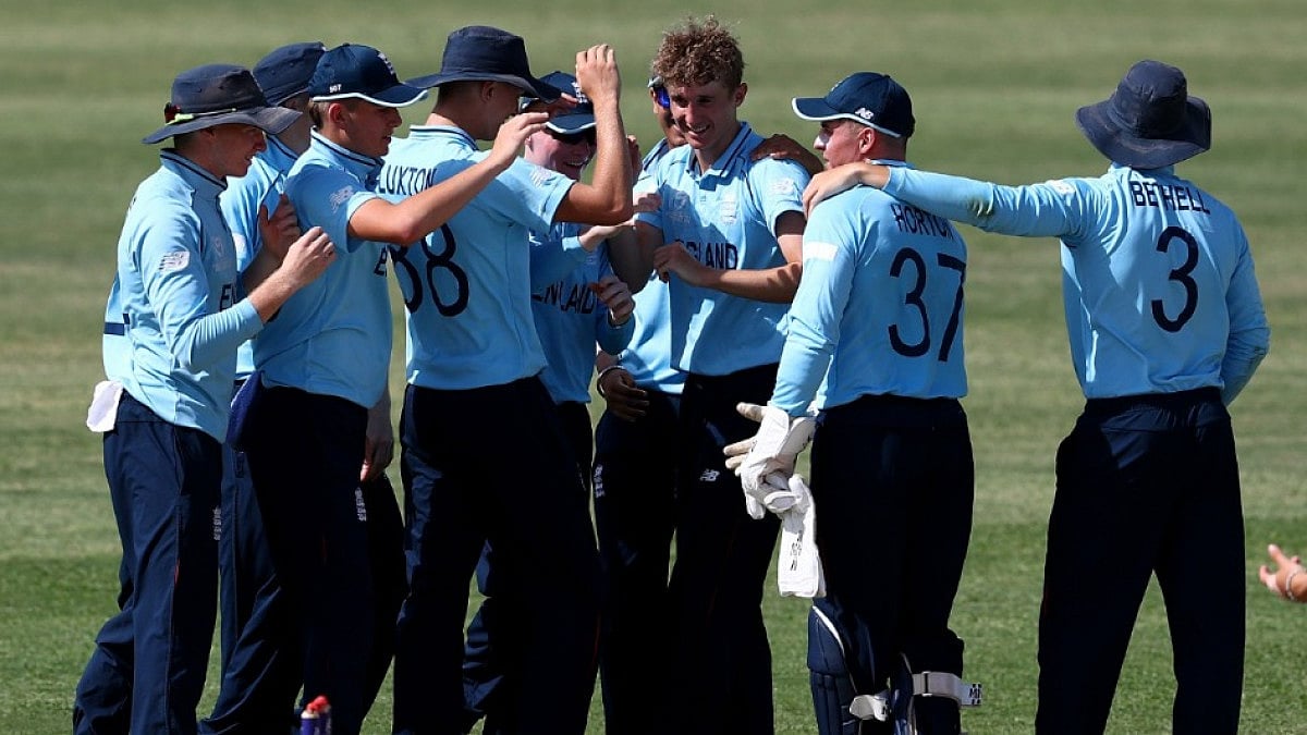 England players celebrate after taking a Bangladesh wicket during their ICC U-19 Men's World Cup tie