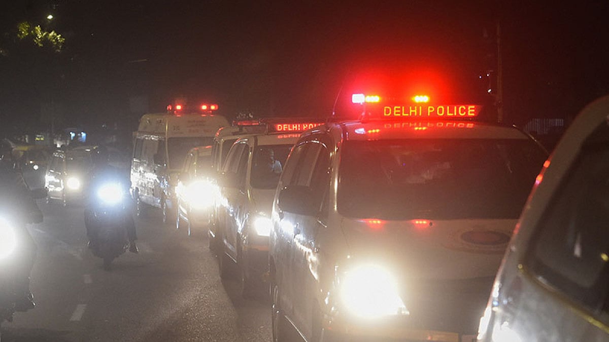 Delhi Police arrest three men for alleged visa fraud.