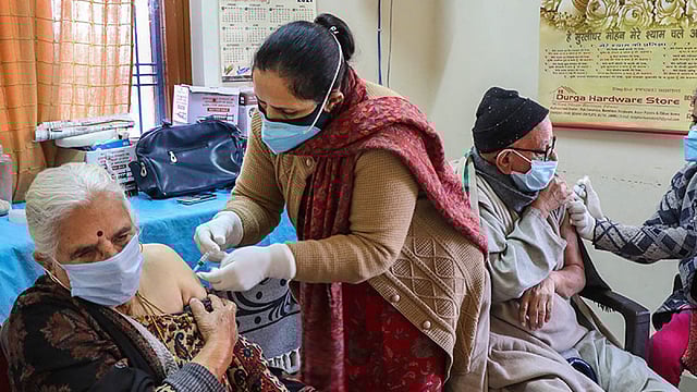 First Covid Vaccine Dose Given To 95 Pc People, Second Dose To 62 Pc: UP CM